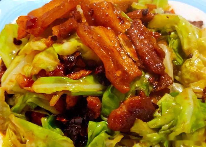 介绍一款干锅包菜,脆嫩微辣,解馋营养,2碗米饭不够吃_方式_加入适量