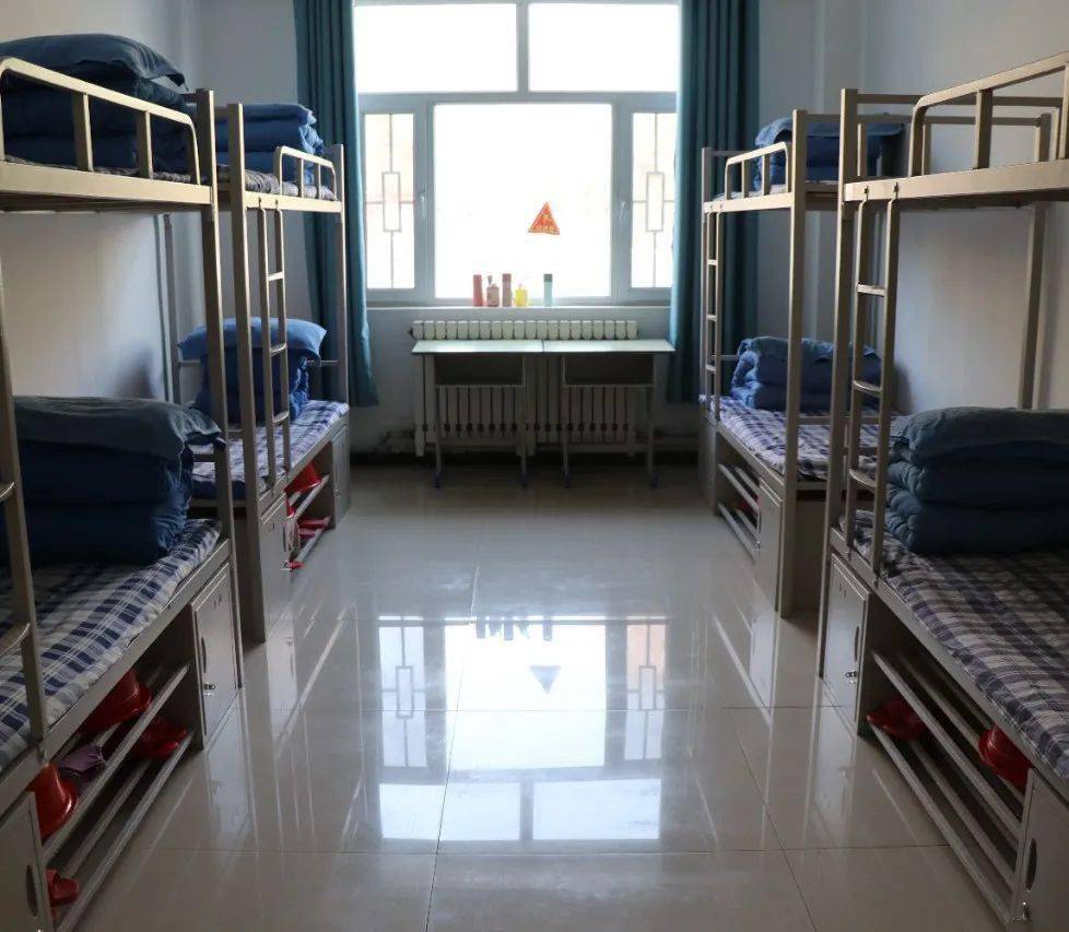 围绕学校发展,教师素质能力提升乡村学校教学质量提升,学生发展等需求