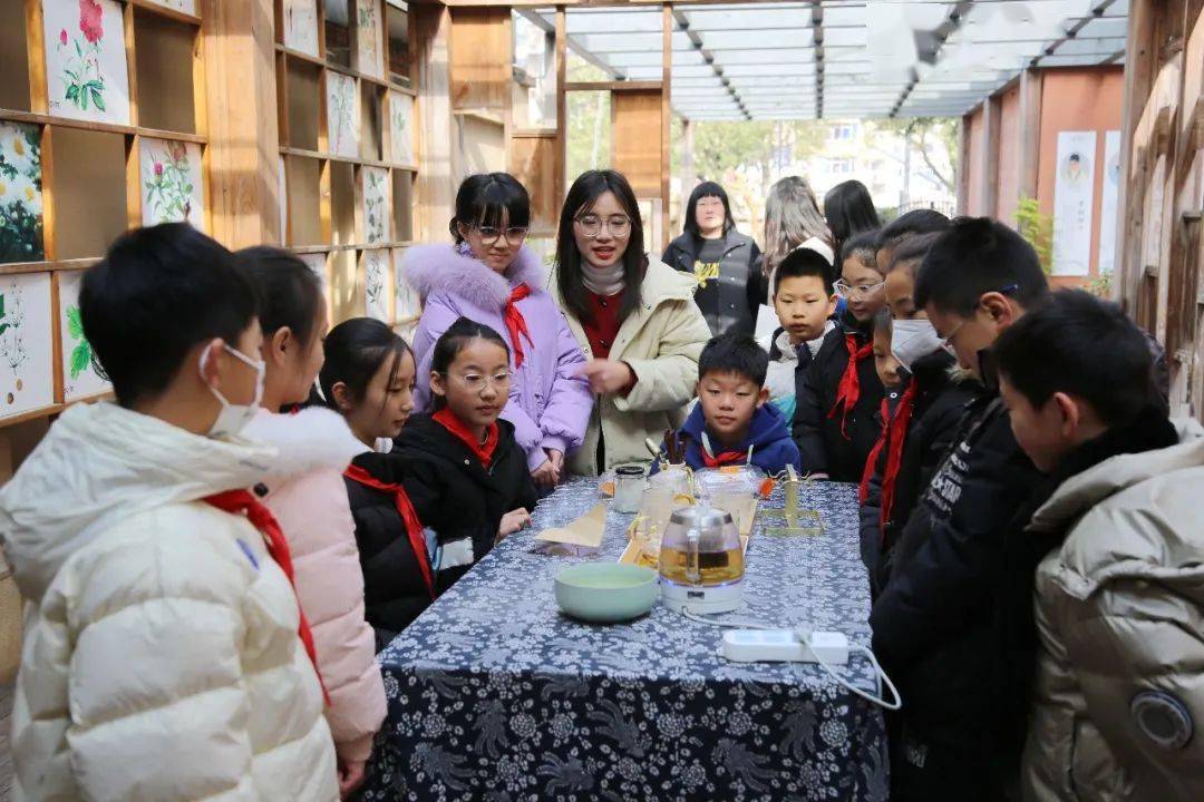 好课程·好教育·好未来—大成小学"实践育人"研