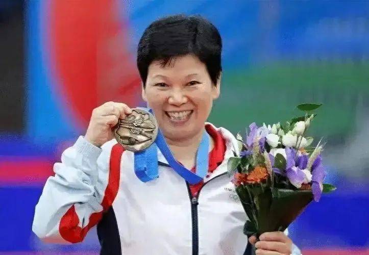 球星赛:60岁世界冠军倪夏莲获得全胜,孙颖莎首轮对手名单出炉_比赛
