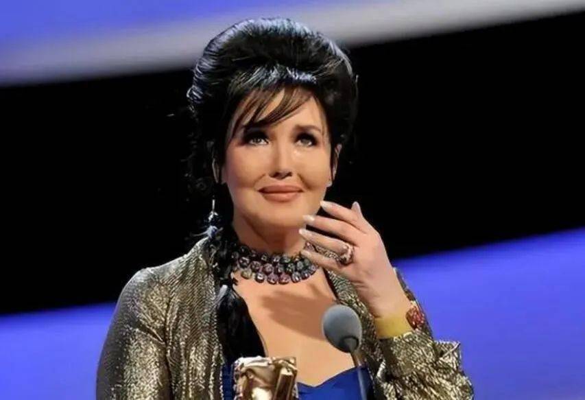 巩俐与丈夫前任合影,俩人近况却千差万别_阿佳妮_妮可_法国