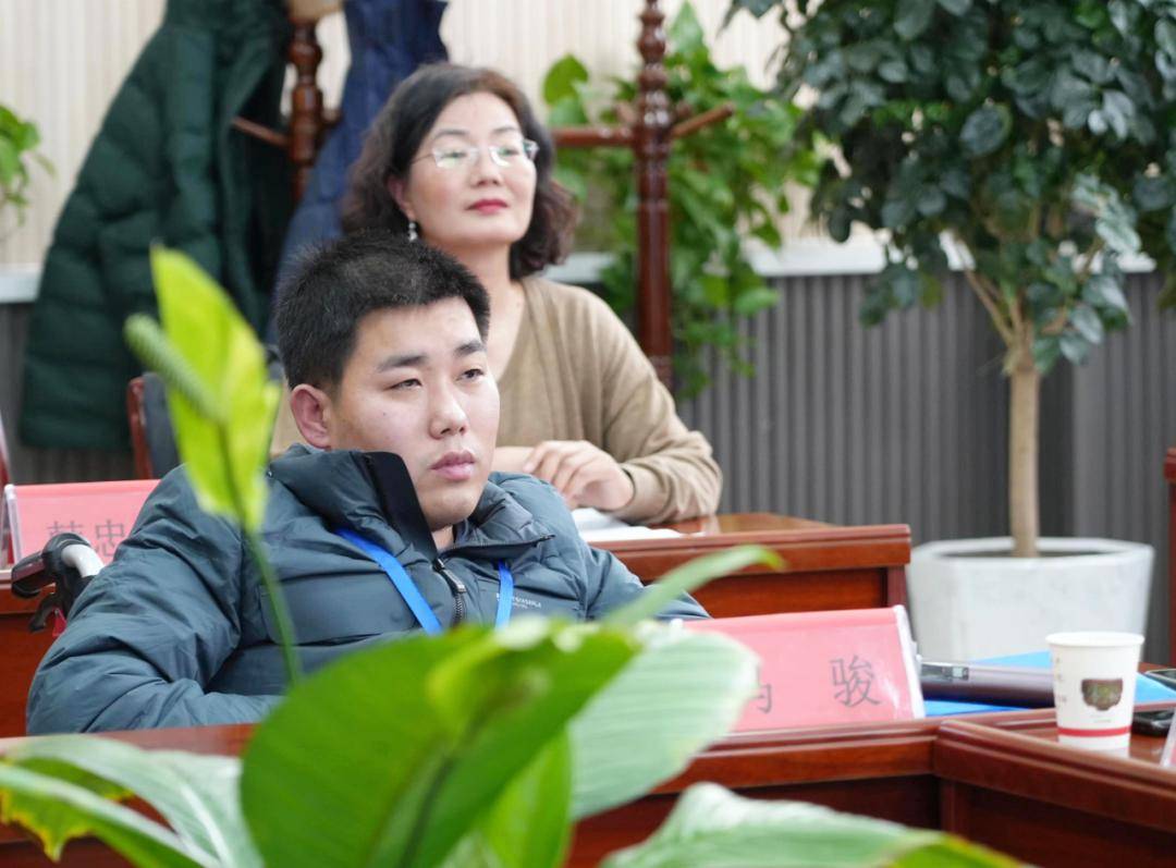 西吉青年作家马骏,今天发新书啦!_文学_固原_石阶