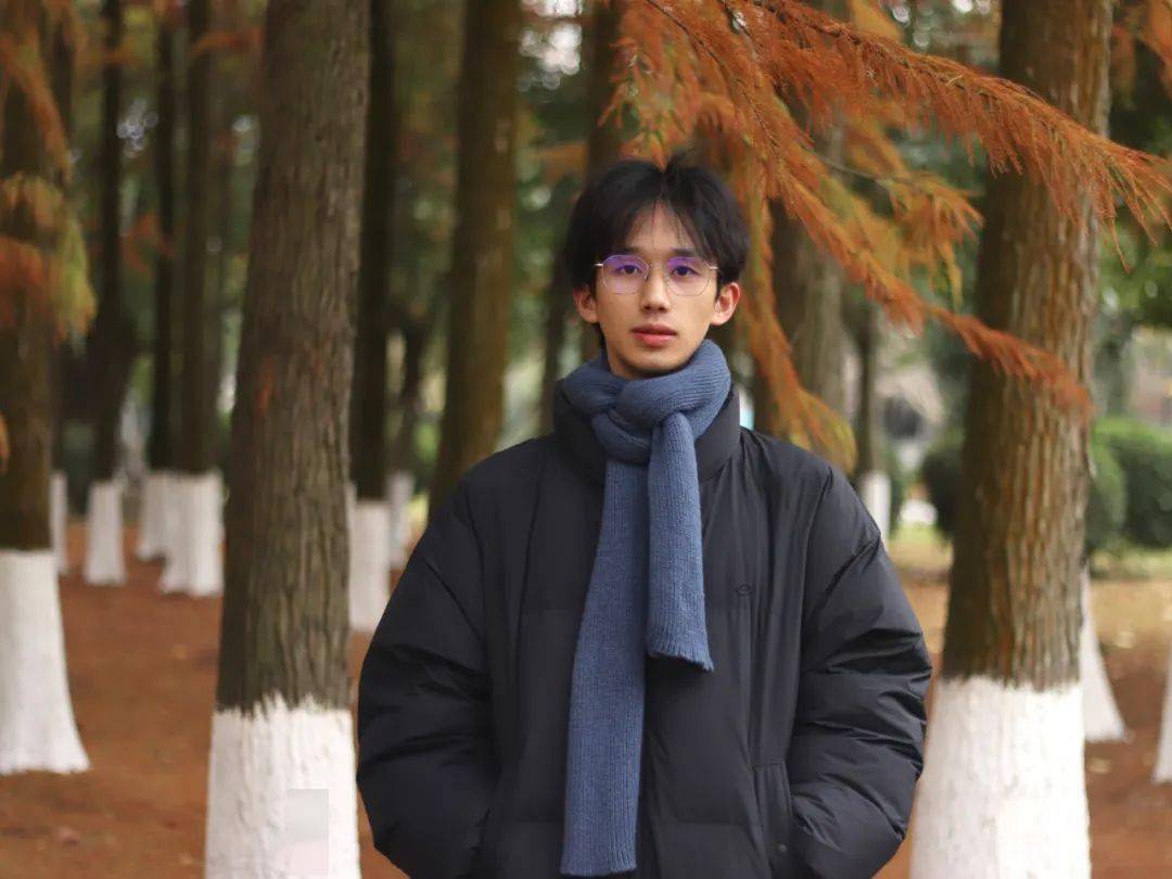 温医街拍look | 冬天拍了拍我说"又见面啦"_冬日_围巾_氛围