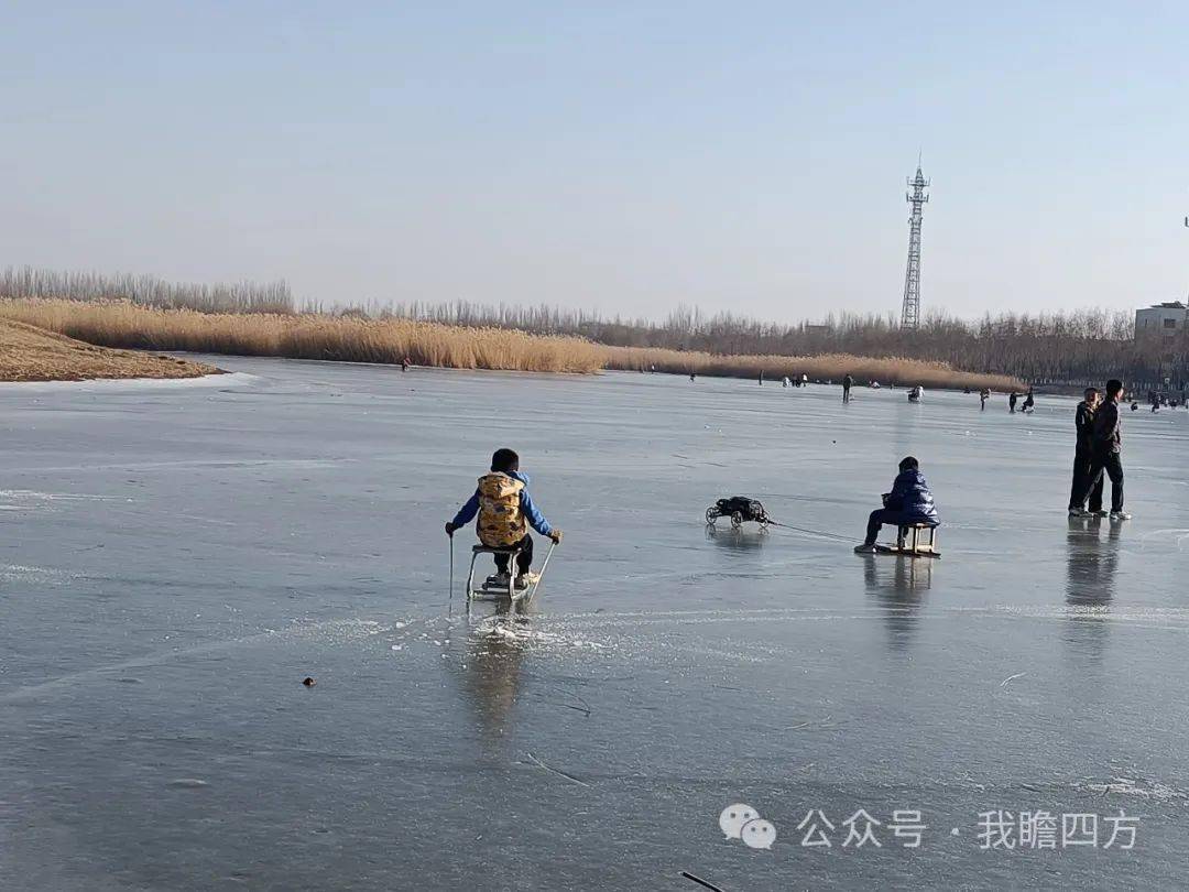 12,中呂宮·粉蝶兒——見湖邊柳苞芽有感簾墜纖枝,用