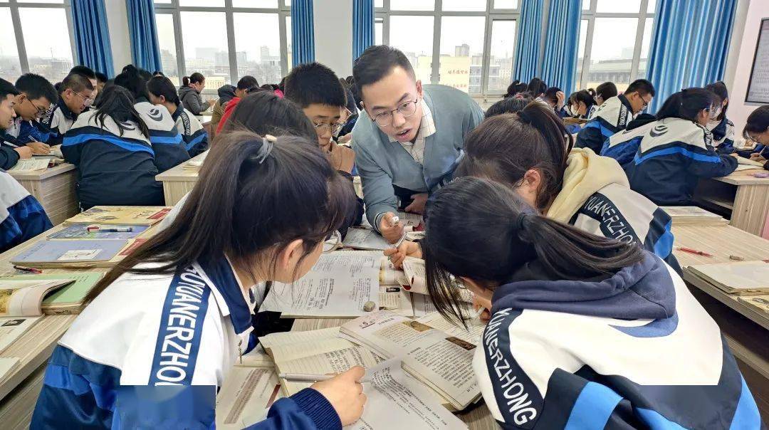 2024年全区高三年级高考历史学科教学研讨会在固原二中举办!