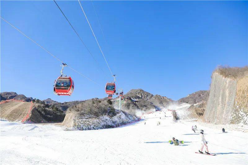 2条高级道其中包括拥有11条雪道雪道全长5100米别错过怀北国际滑雪场