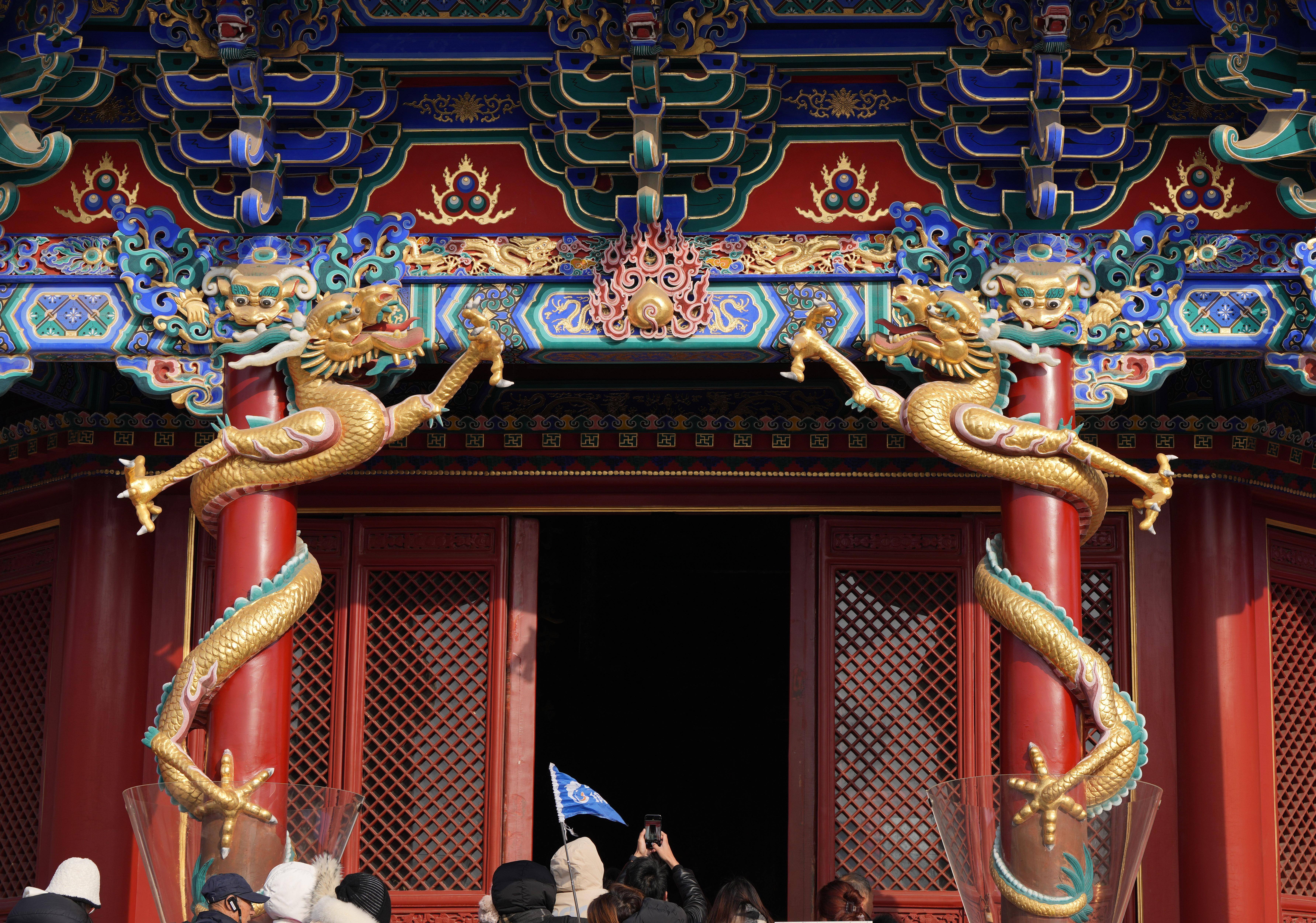 (新华视界)沈阳故宫寻"龙迹"_杨青_建筑群_李钢