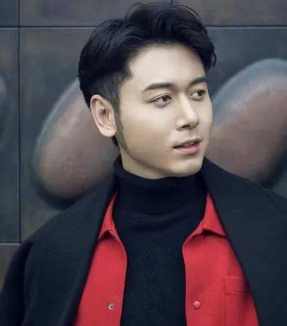 《背叛》专访 | 杨磊:每场演出都是不可复制的烟花_天津_情感_设计