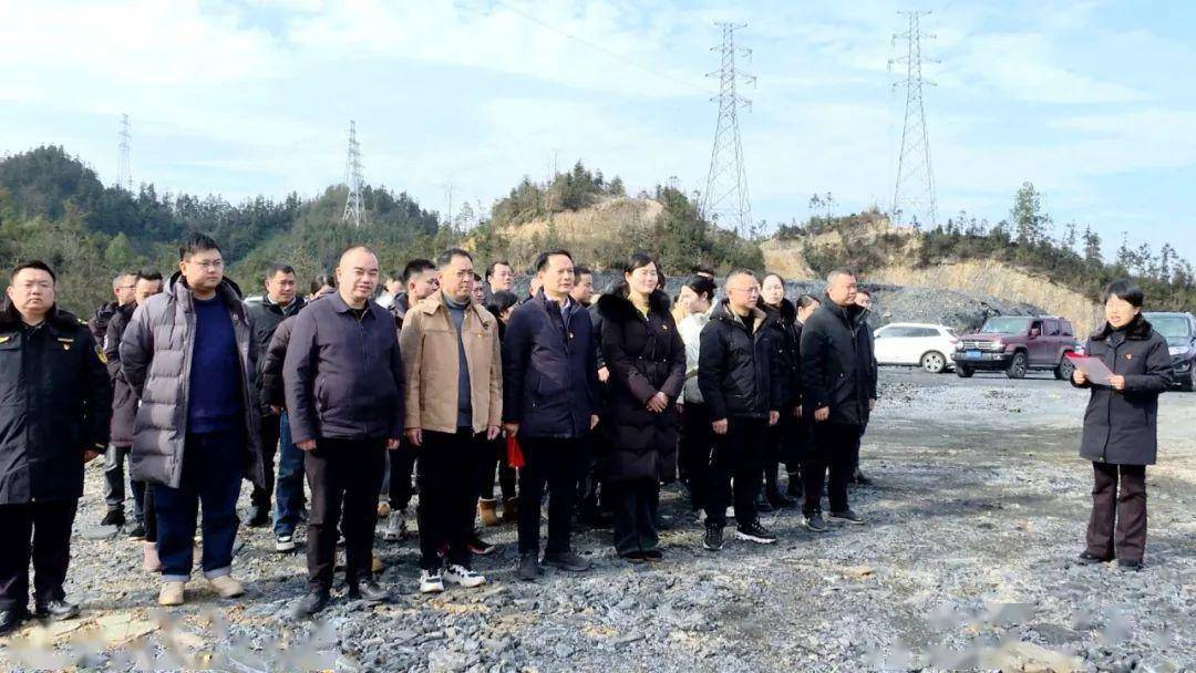 省委宣传部(省文资委)驻安化县对口帮扶工作组组长,副县长禹丹参加