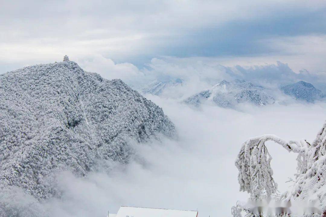 汉中龙头山景区冬天图片