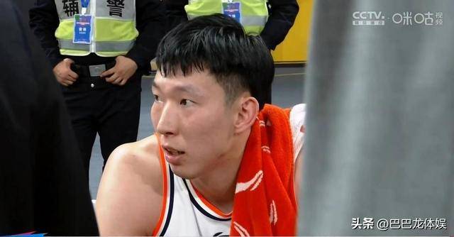 周琦喋喋不休吃t,徐杰好心劝阻!