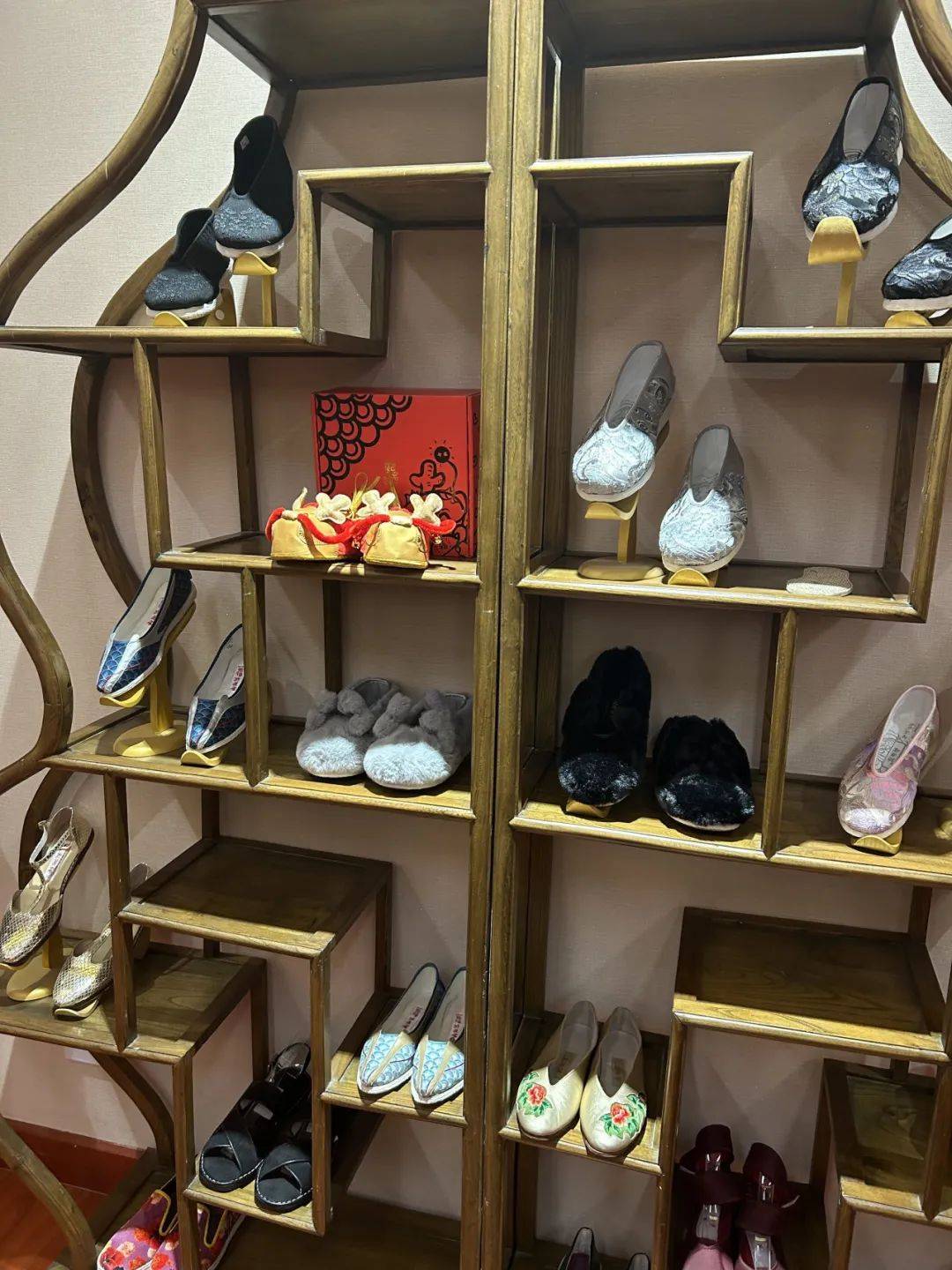 春节鞋店促销活动语图片