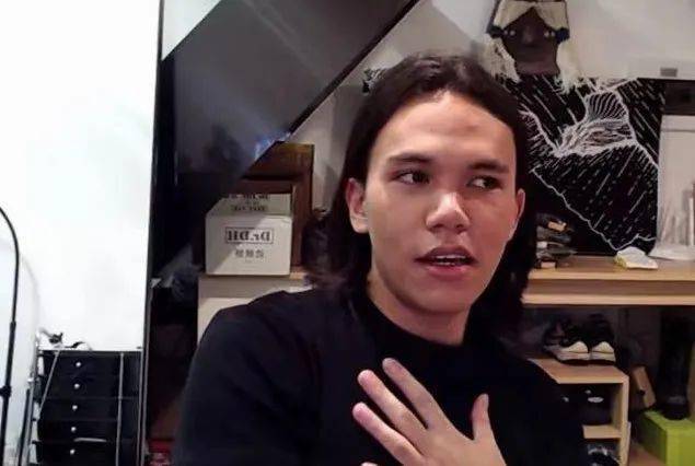 正在连线"尬聊"的jin"虽然《国际尬聊》的主题有点大,而且邵艾伦已经