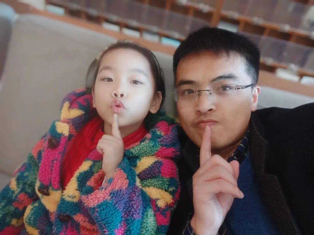 践行知行合一,当好三个角色——记六年级最美家属姚立国(杨霞丈夫)