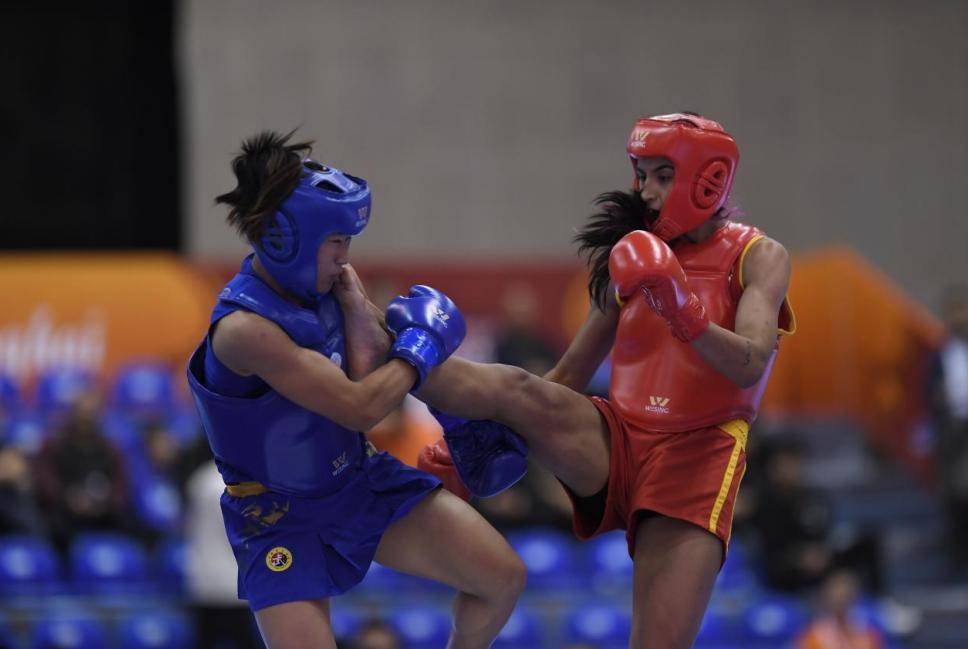 1月月度运动员 | 巴西顶尖散打运动员贝亚特丽斯·席尔瓦