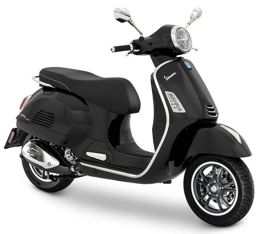 火山黑无暇白热情红vespa gts supersport 300vespa gts supersport