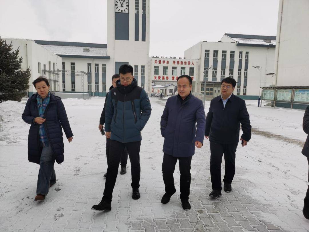 关注|张亚男副旗长深入魏家峁小学幼儿园开展校园安全督导检查_督查