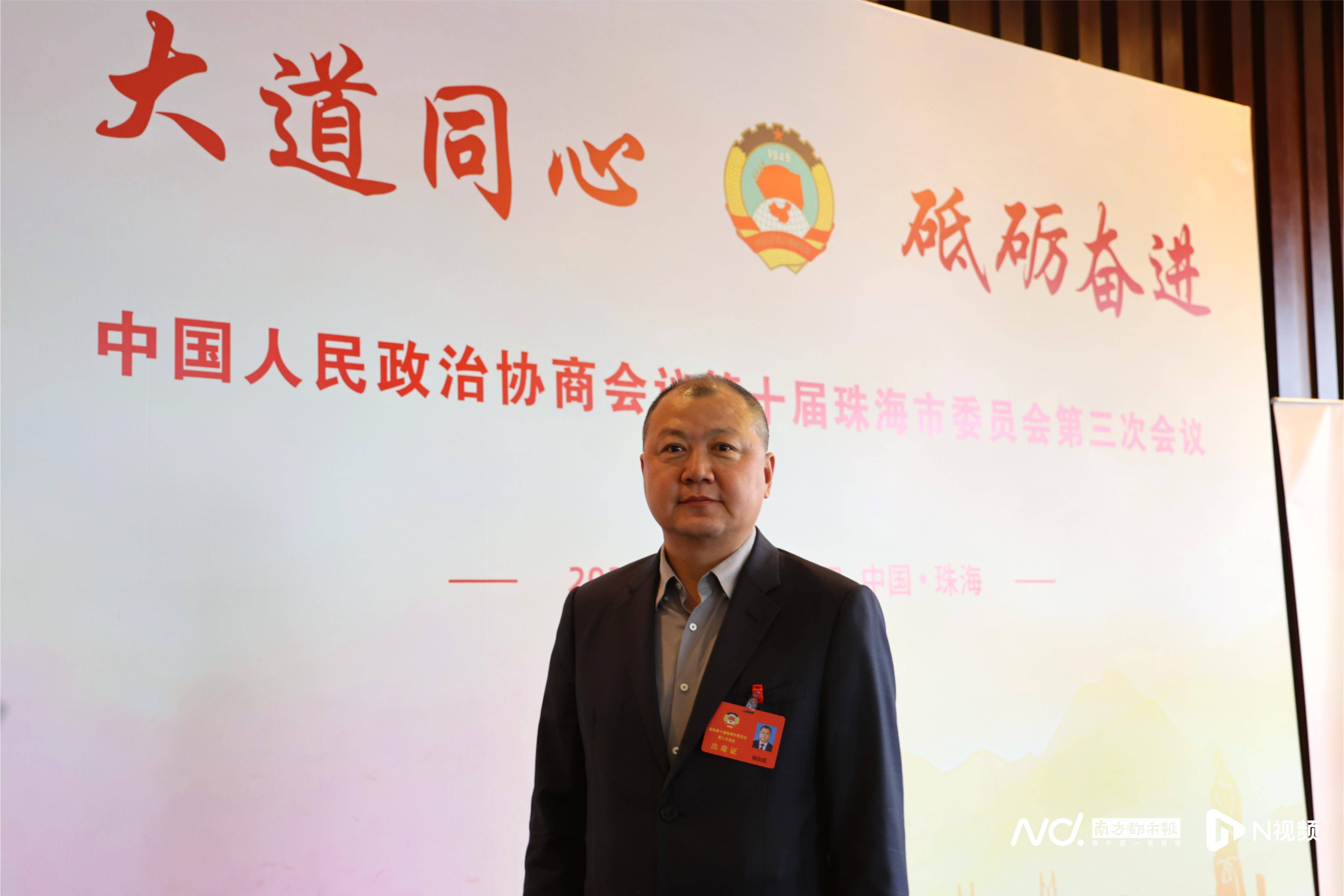 校服被曝质量问题!珠海市政协委员:个体户生产校服成重灾区