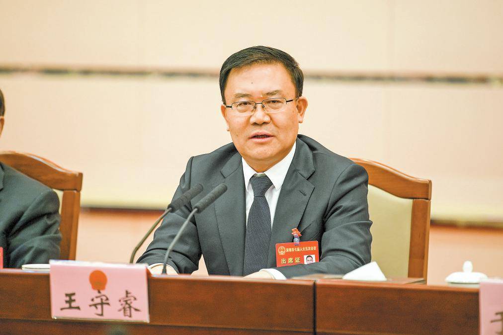 影响力的经济中心城市和现代化国际大都市的信心和决心,是一个有温度