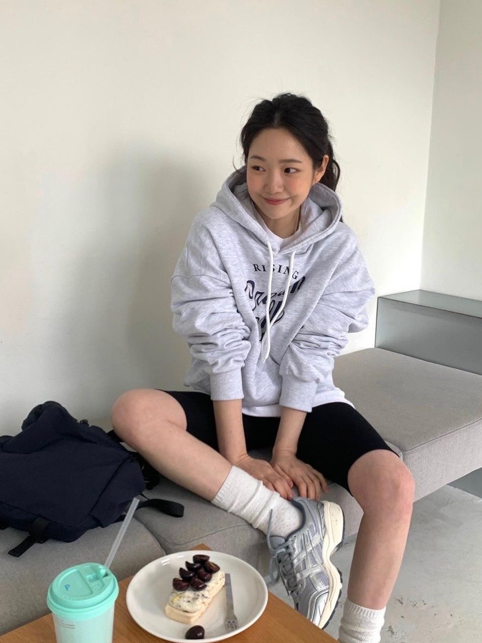 赶在快递停运前,我想先把这双鞋子买了!