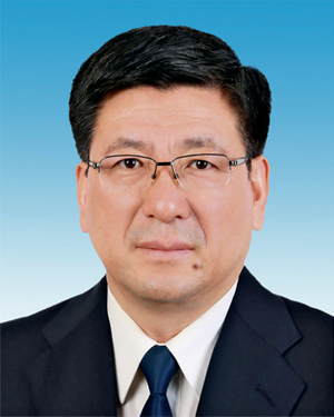 伊犁州工作,曾任伊犁哈萨克自治州党委常委(副厅长级),公安局党委书记