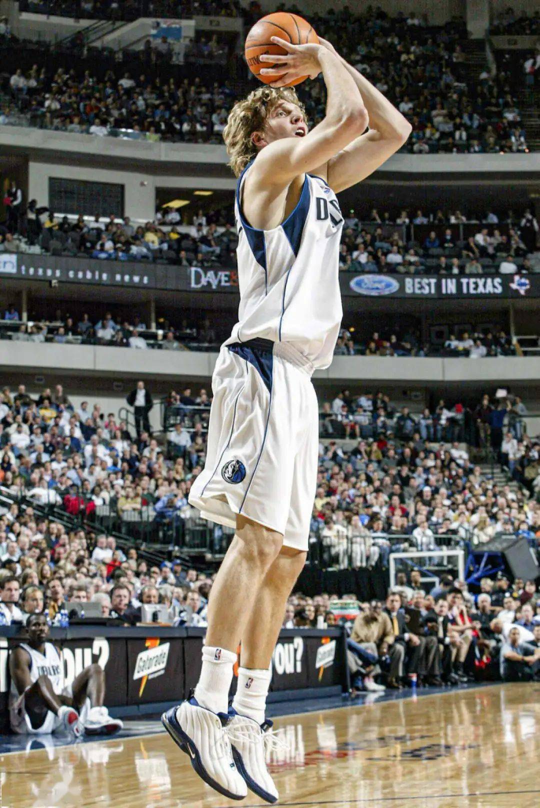 吉诺比利_球鞋_秃子