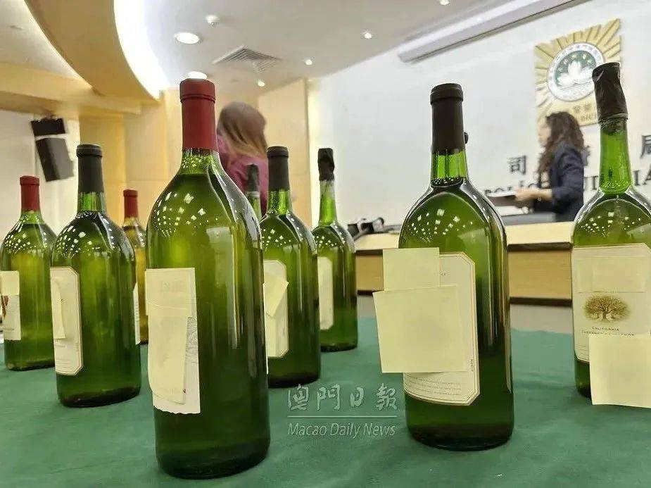 emoji小表情裡識毒品——飲食篇_罌粟_食品_偽裝