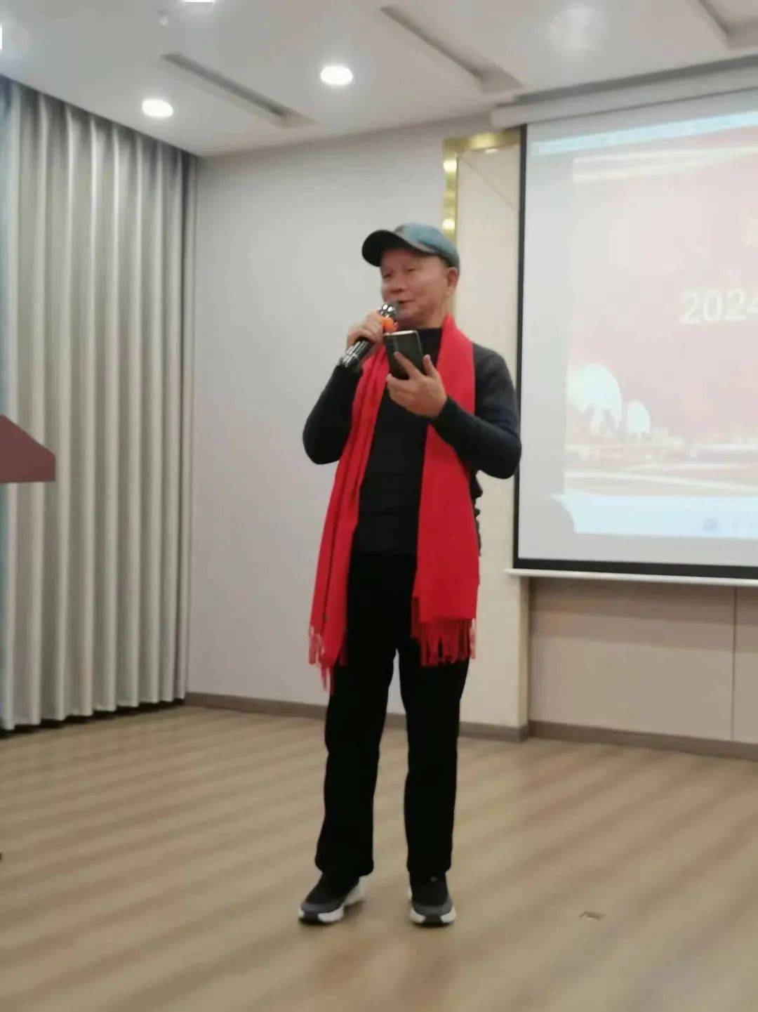 周敬军 朗诵原创诗词《五律 赏雪》孙润根 朗诵原创诗词《七律 望舂》