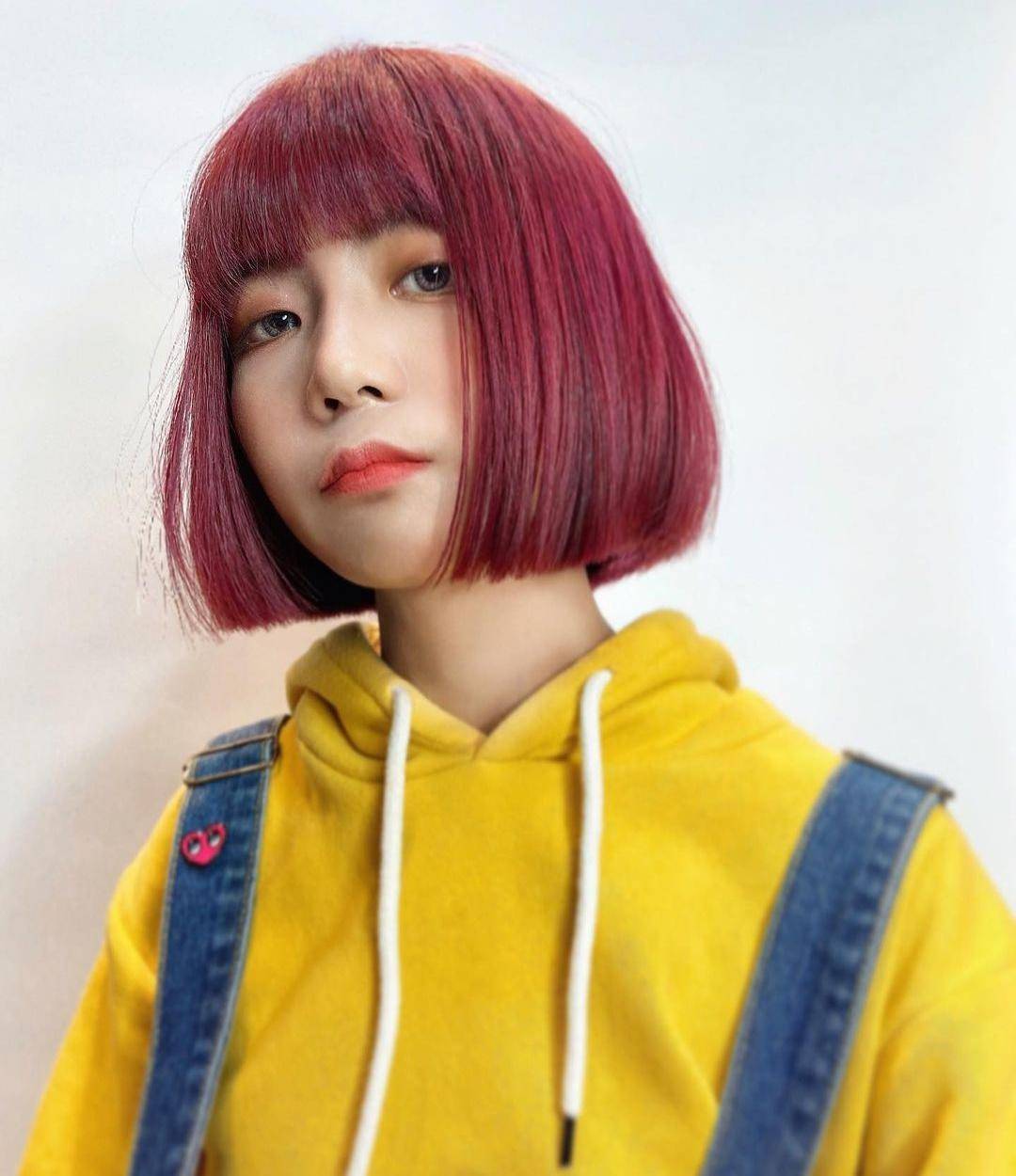 风情万种"短发染"_中国_发型_形象