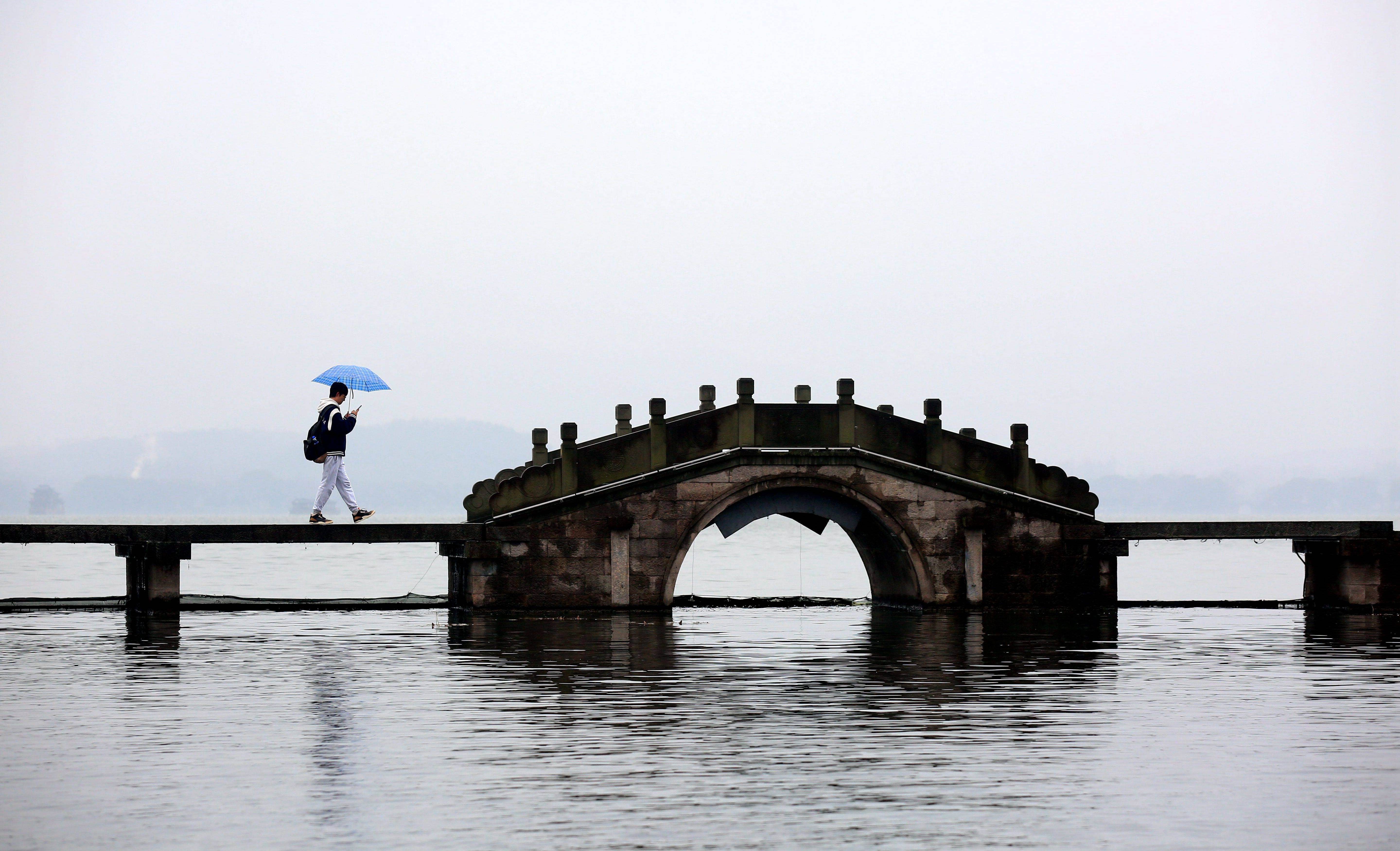 浙江杭州:江南烟雨 西湖春早