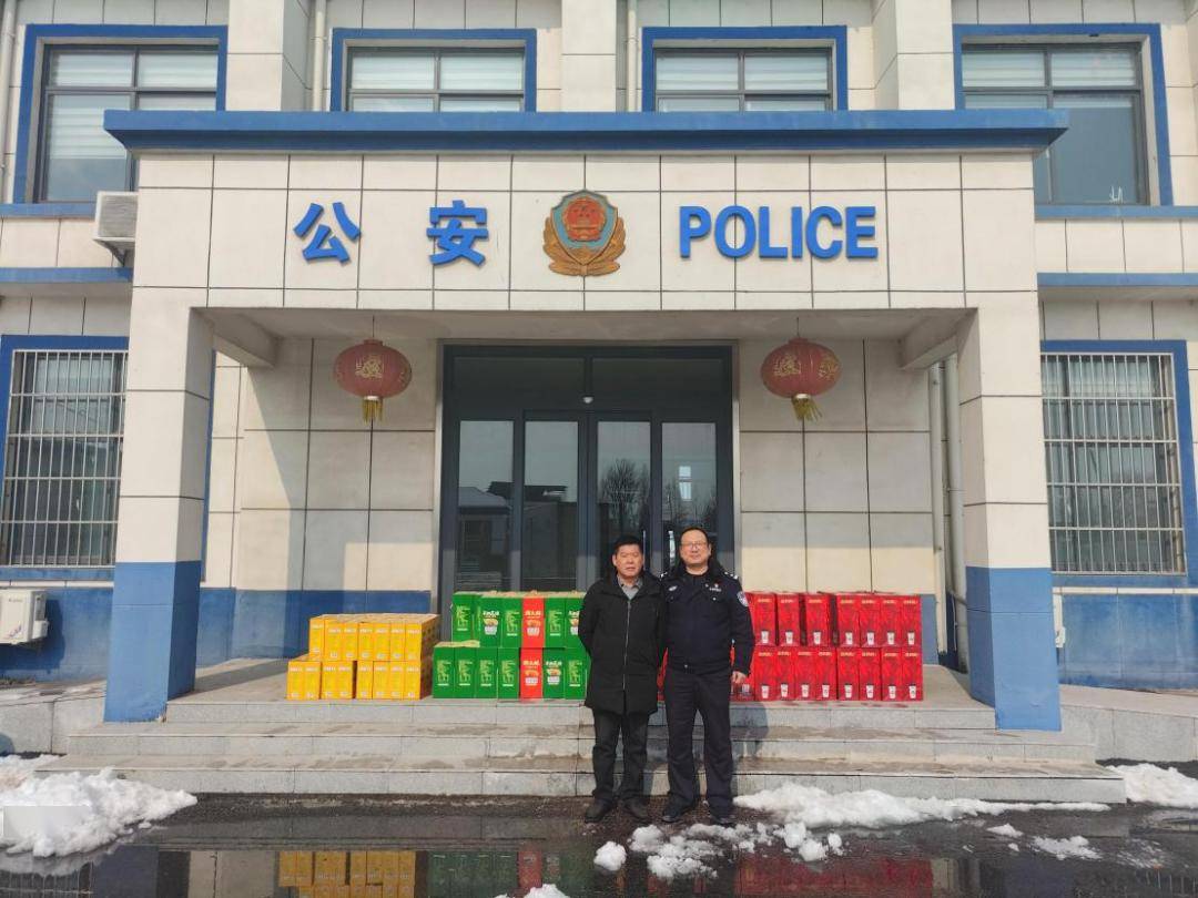 2月5日,连宿5标项目部副经理闵海军一行来到灌云县公安局下车派出所