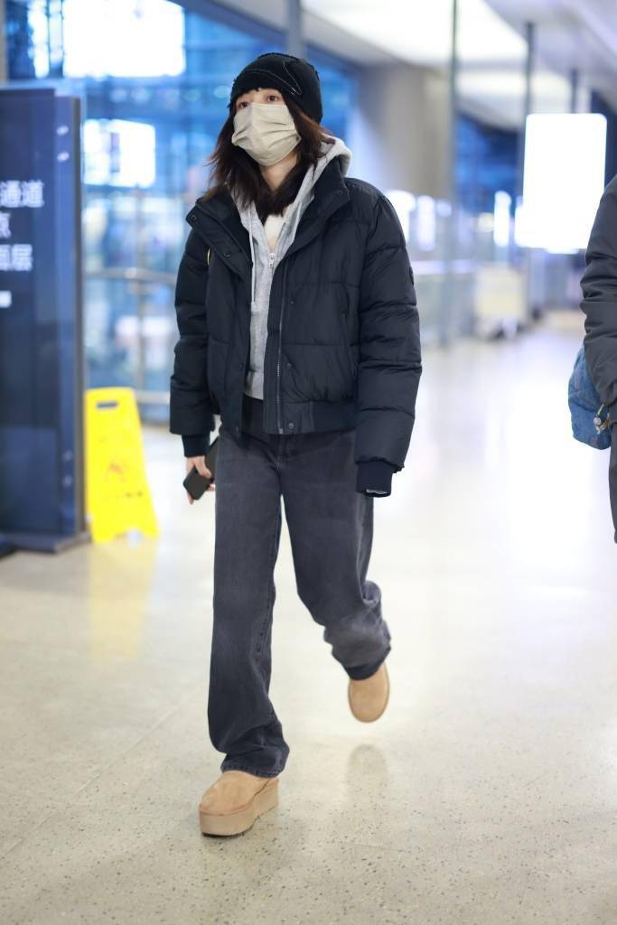 女明星机场全类型穿搭,快来pick你想要的感觉_图片_视觉_来源