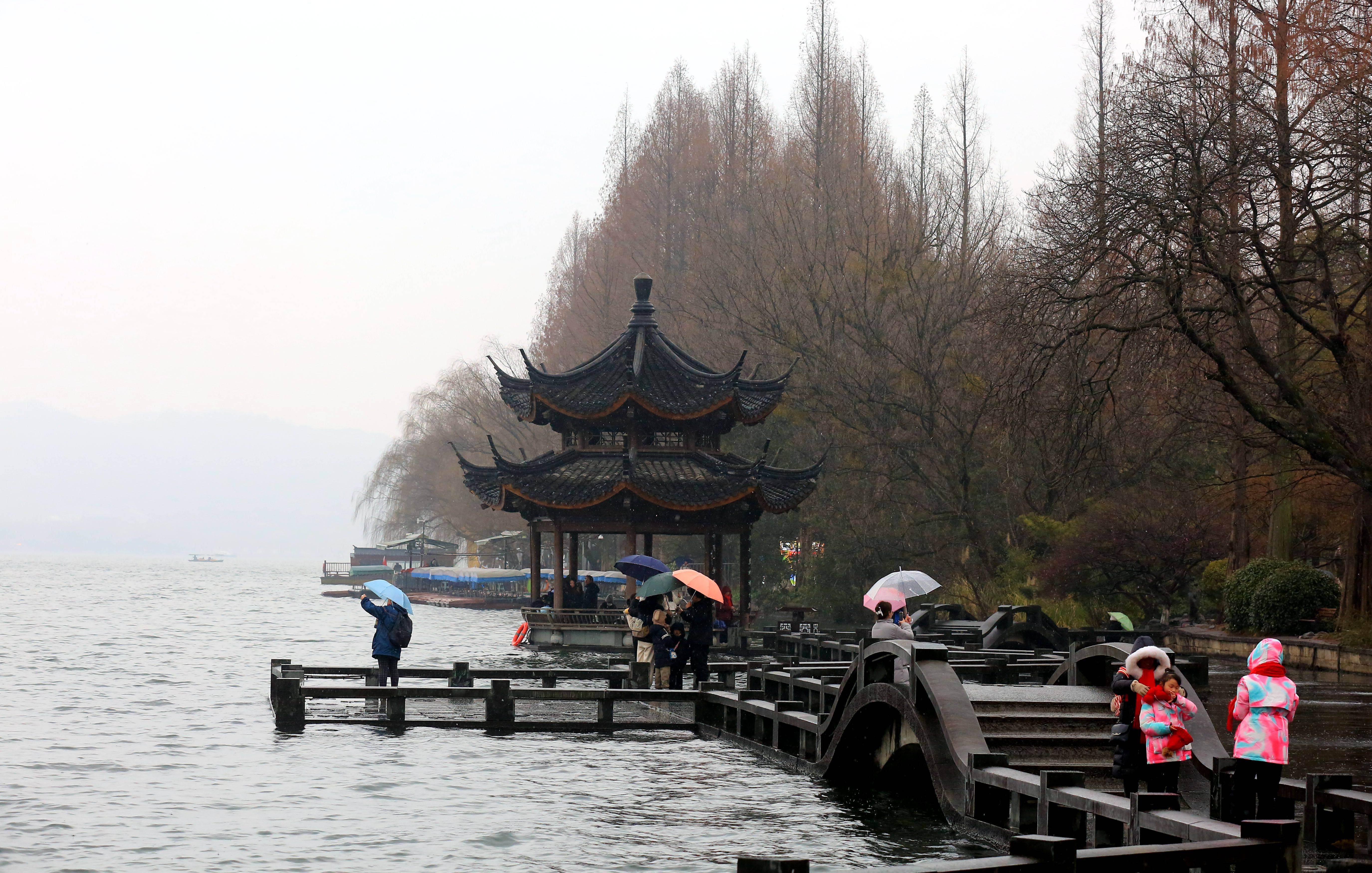 西湖春包子图片