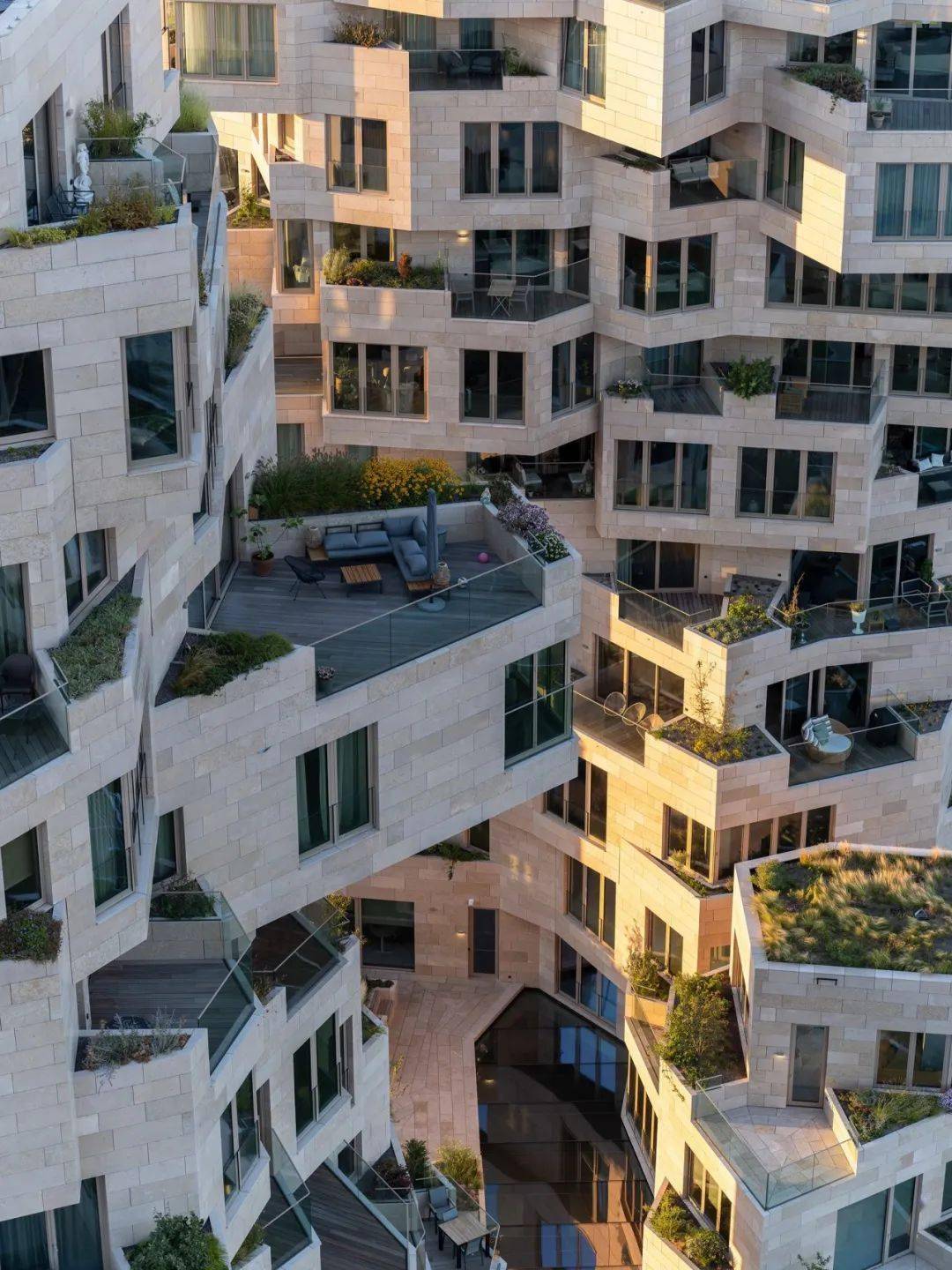 光怪陆离的阿姆斯特丹山谷森林建筑-valley / mvrdv