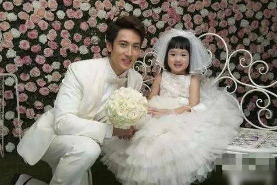 吴尊发癫的背后,是万千家庭的痛点_女儿_老婆_父亲