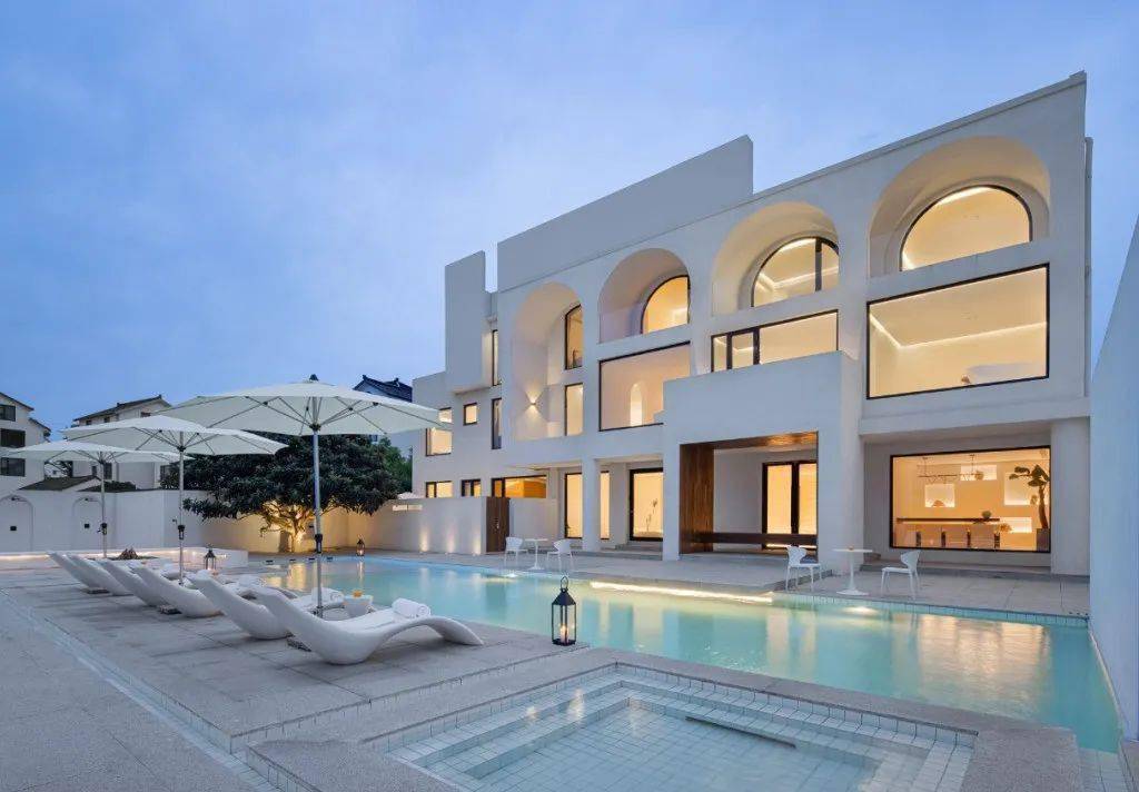 【重磅】2024年度最美网红民宿设计大盘点,个个美上天际!