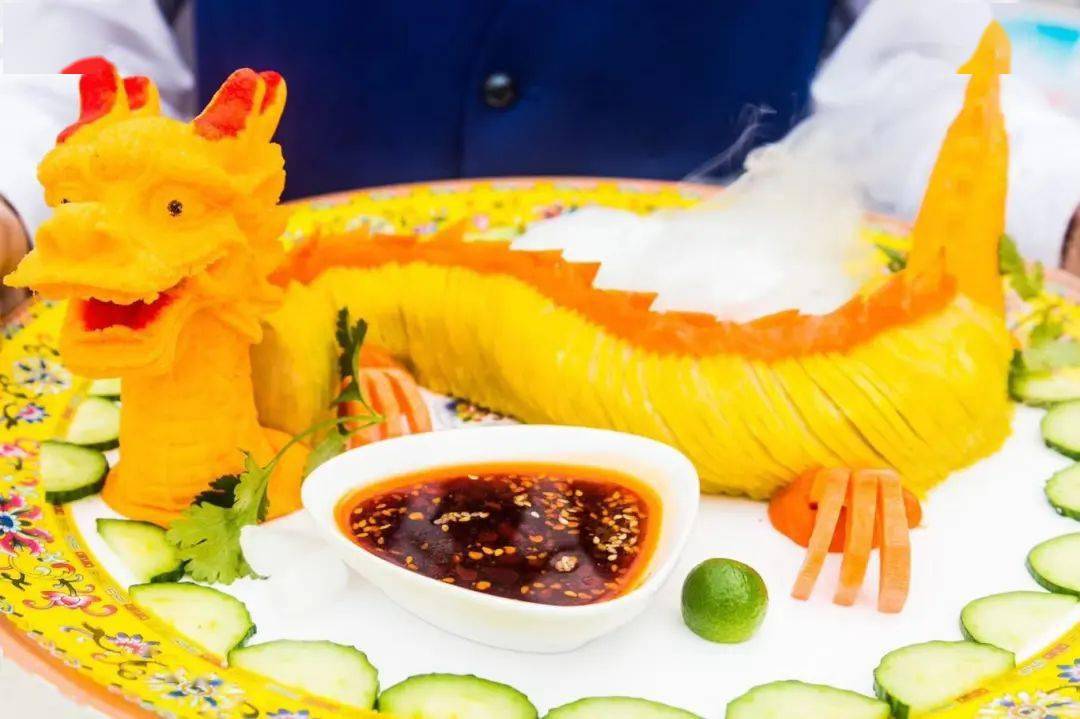 蟠龙菜年夜菜大赏一起享"幸福""云"上年夜饭走进湖北交投随岳运营公司
