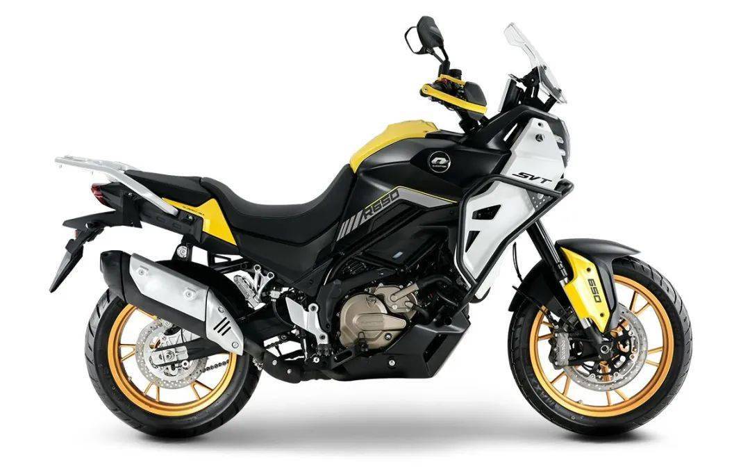 二,个性化新车首亮相rg600也于9月的摩博会上亮相,与rx600并为赛科龙