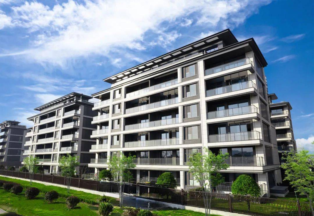 让相伴更美好让团圆更暖心实景准现房置业栖凤华庭从喧闹到温暖从奔波