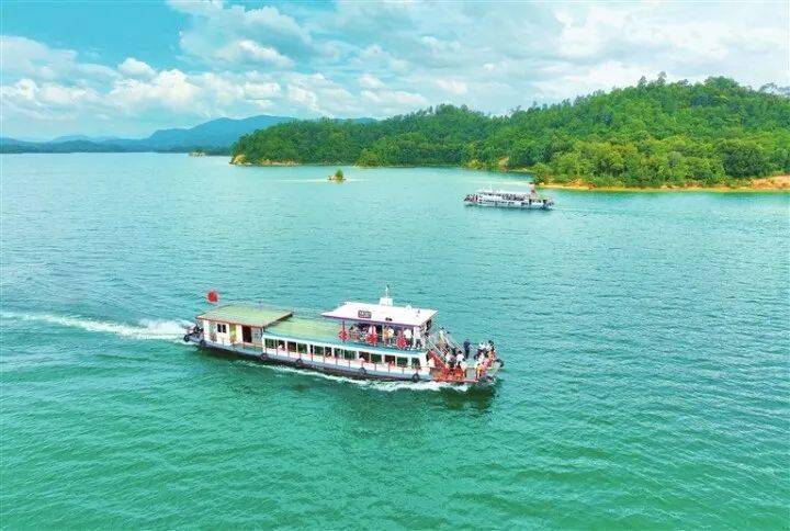 "小龙人"可免费畅游万绿湖_景区_身份证_门票