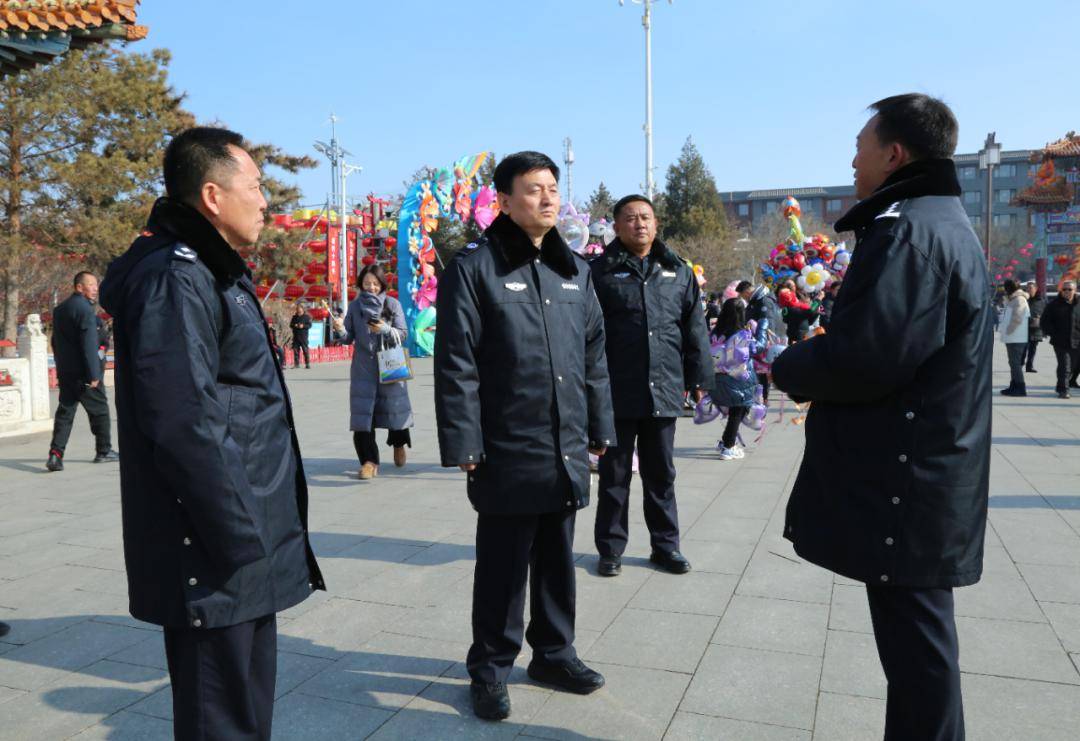 郑光照调度全区公安机关春节安保维稳工作并看望慰问坚守岗位的民警