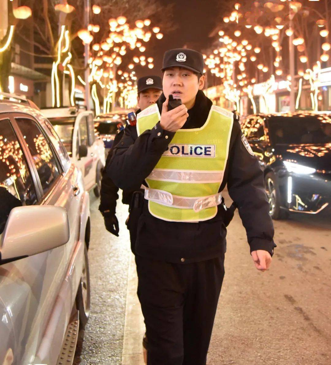 周至公安警力下沉 为百姓巡出平安年