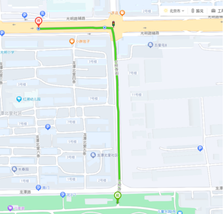 大家到光明楼站乘坐34路,35路,36路,41路,54路,72路,139路等公交车辆