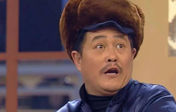 这也可以算是赵本山消失的一个原因,他虽然还在演农民,但农民已经不