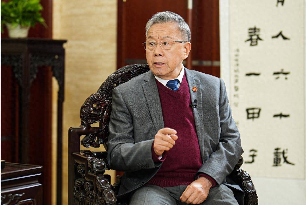 第四届国医大师施杞: 久病及肾,九成以上慢性疾病患者