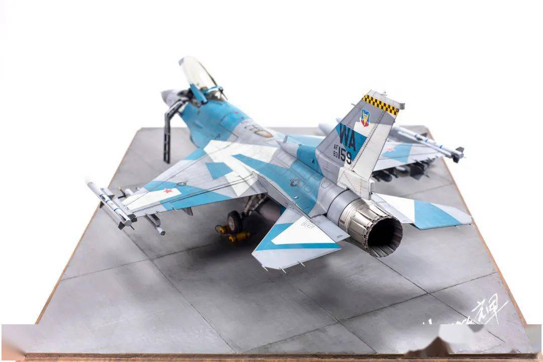 在未来,我们期待看到更多像macross辉先生这样热爱和