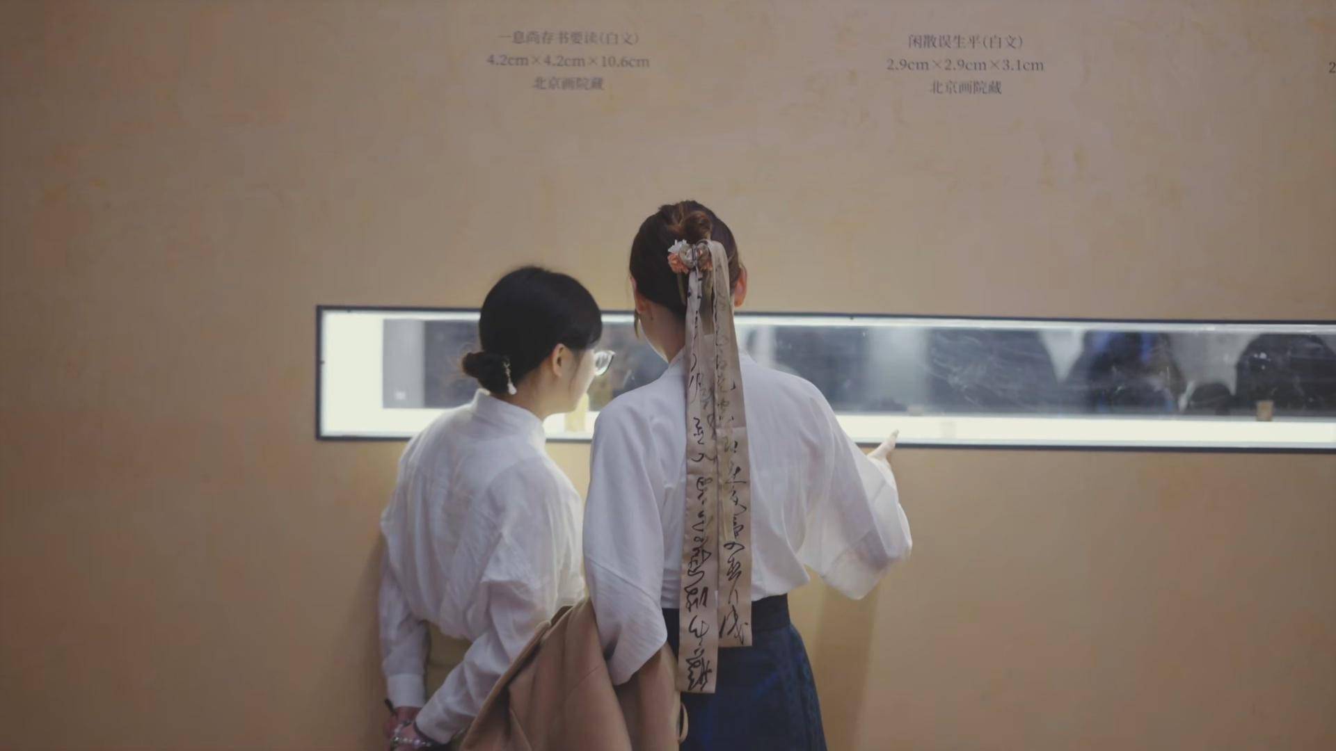 成都春节不打烊丨大假期间 成美客流量近10万人次_齐白石_活动_艺术展