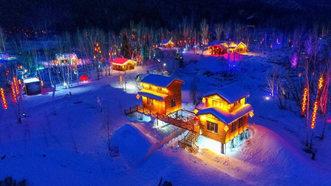 尔滨向北是伊春|峰岩山寨祈龙运,瑞雪丰年长安康_大山_冰雪大世界