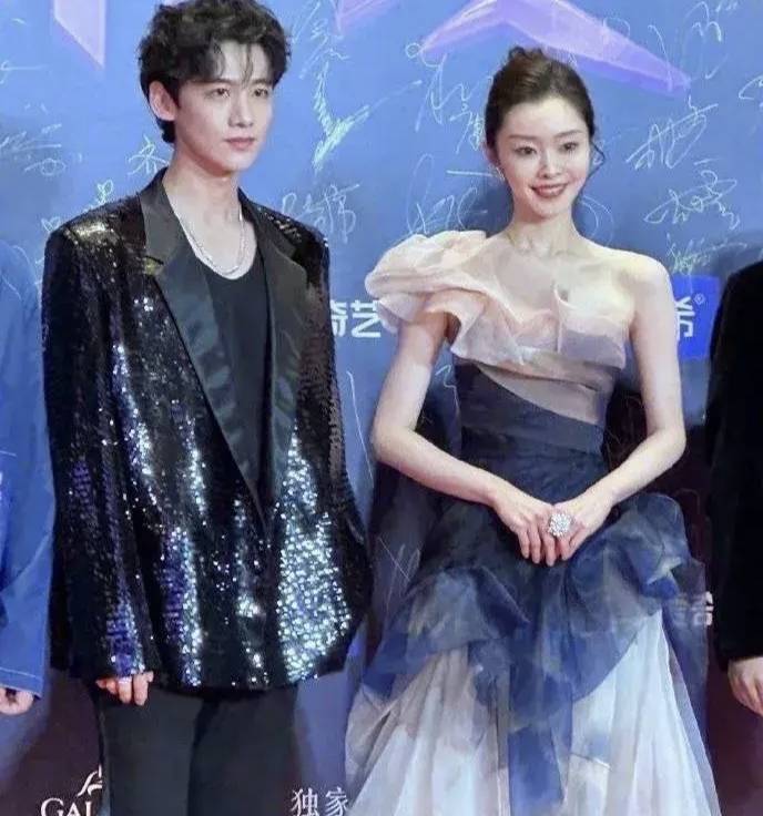 白敬亭风波影响太大!马凡舒否认取关,杨紫牵连其中,被