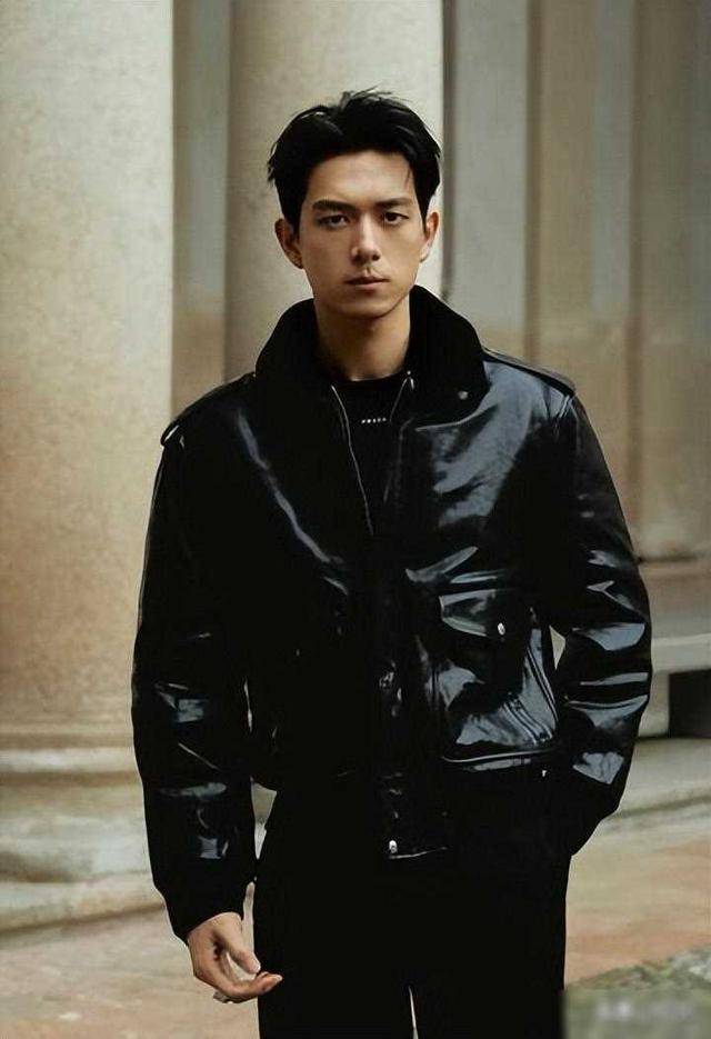 李现墨镜气派写真_观点_文章_思考